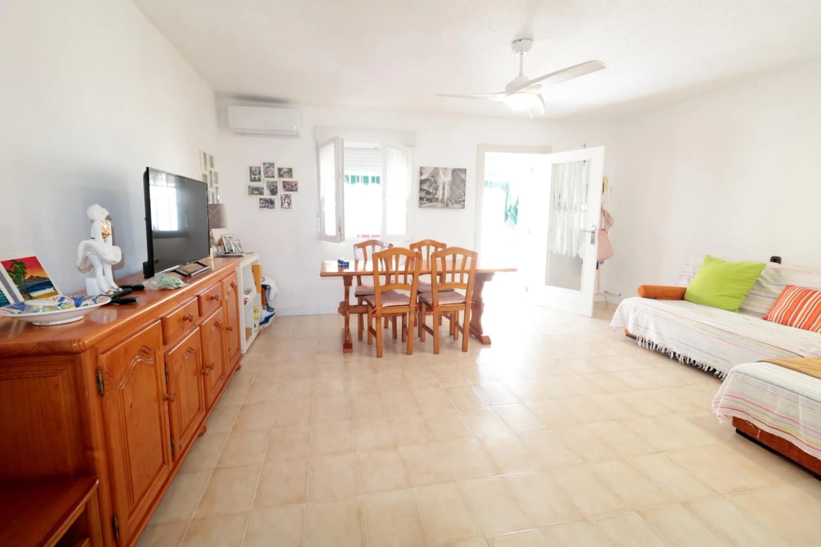 Terraced House In Torrevieja - Image 4