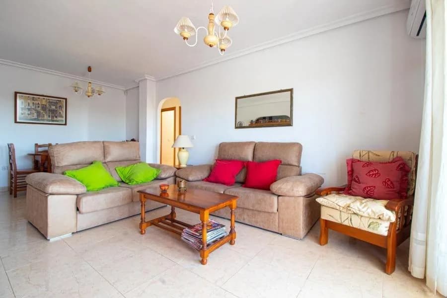 Apartment de 3 dormitorios en venta en Pilar de la Horadada, Alicante - Image 4