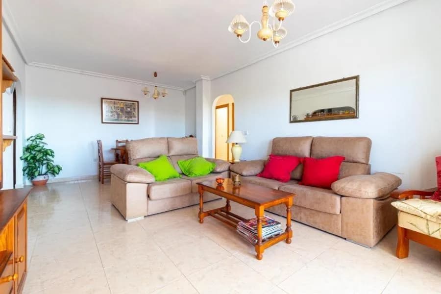 Apartment de 3 dormitorios en venta en Pilar de la Horadada, Alicante - Image 6