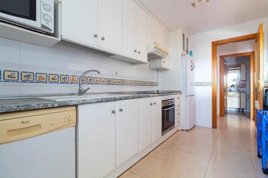 Apartment de 3 dormitorios en venta en Pilar de la Horadada, Alicante - Image 8
