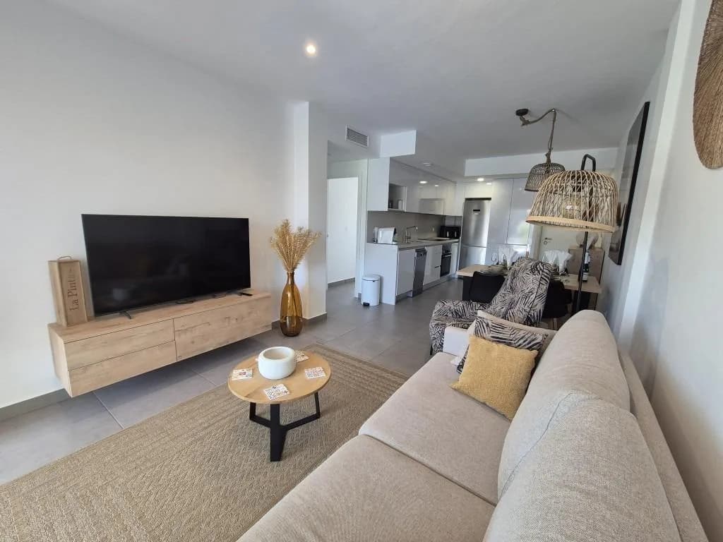 Apartment de 2 dormitorios en venta en Orihuela Costa, Alicante
