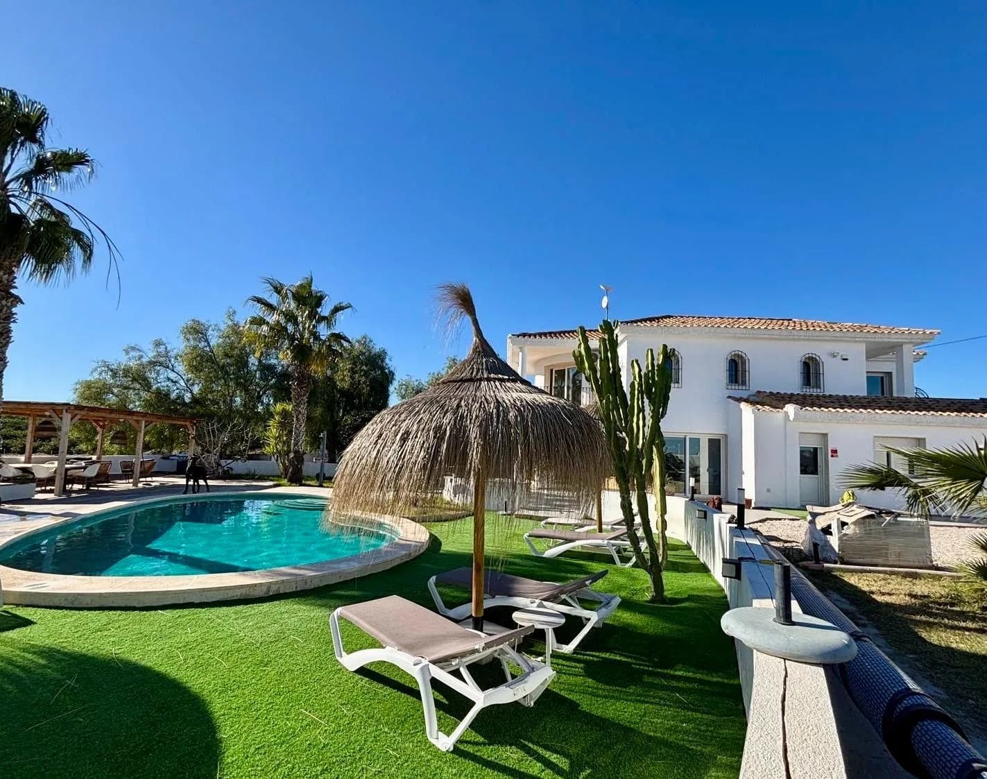 House de 4 dormitorios en venta en San Miguel de Salinas, Alicante