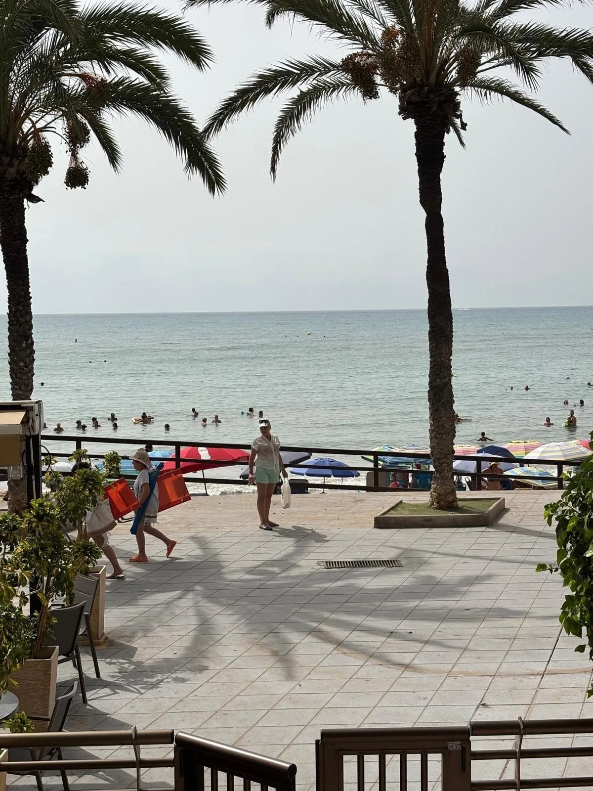 Apartment de 3 dormitorios en venta en Torrevieja, Alicante - Image 7