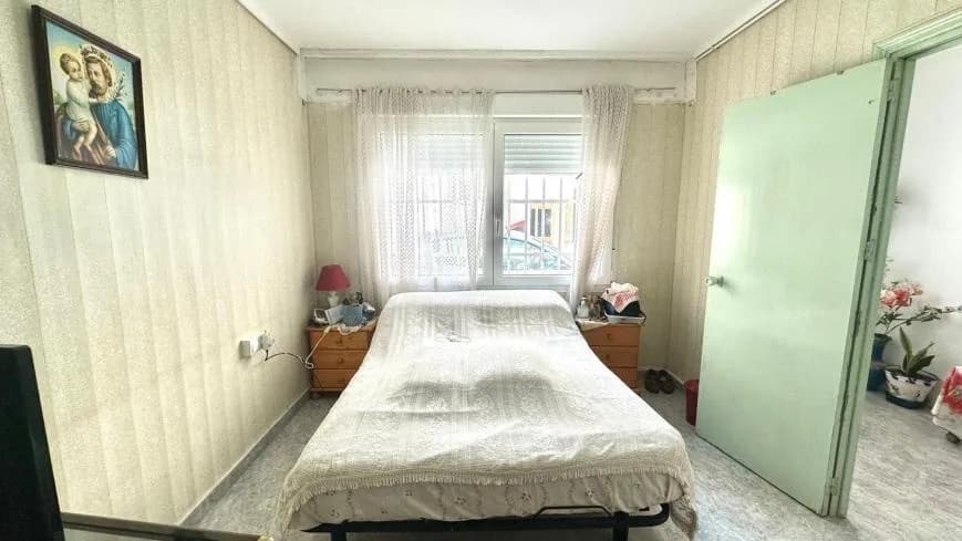 House de 3 dormitorios en venta en Torrevieja, Alicante - Image 4