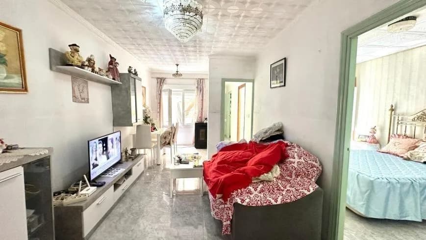 House de 3 dormitorios en venta en Torrevieja, Alicante - Image 7
