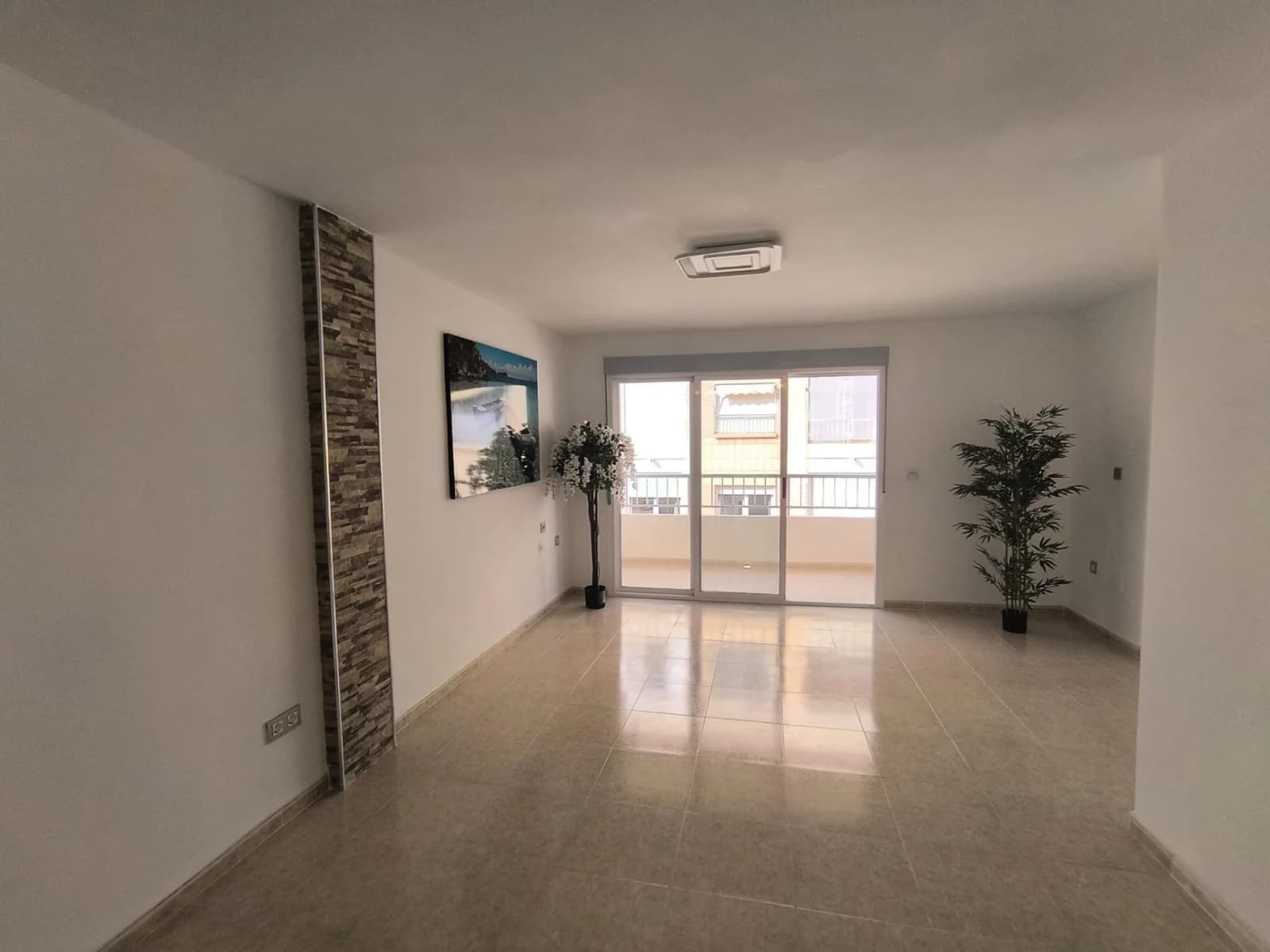 Apartment de 3 dormitorios en venta en Torrevieja, Alicante