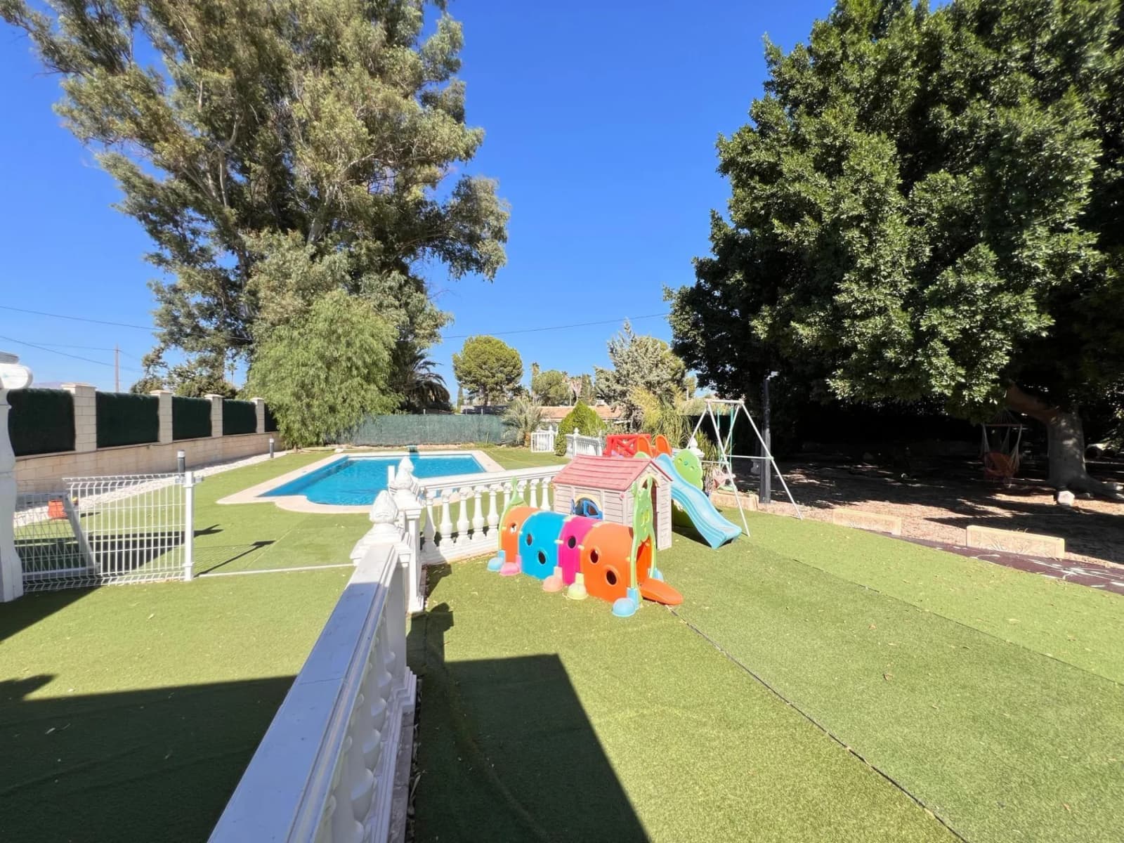 Villa de 7 dormitorios en venta en Callosa de Segura, Alicante - Image 4