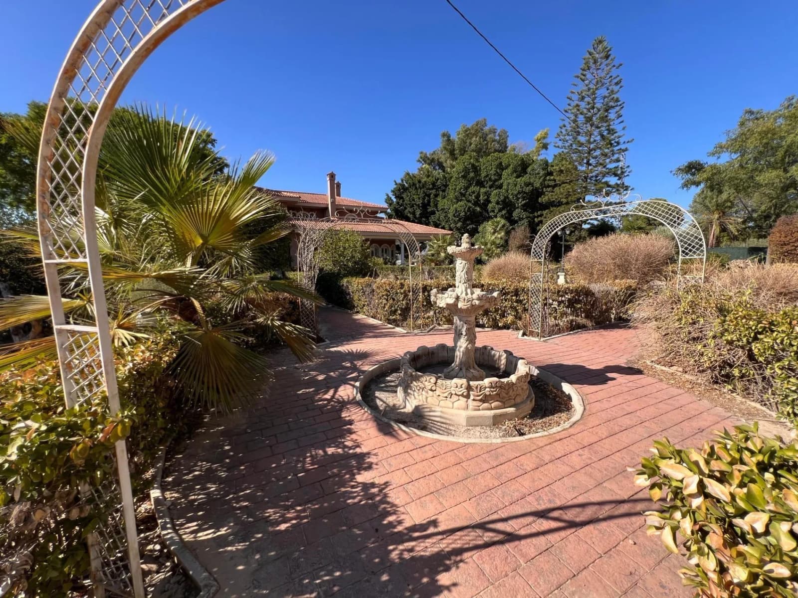 Villa de 7 dormitorios en venta en Callosa de Segura, Alicante - Image 6