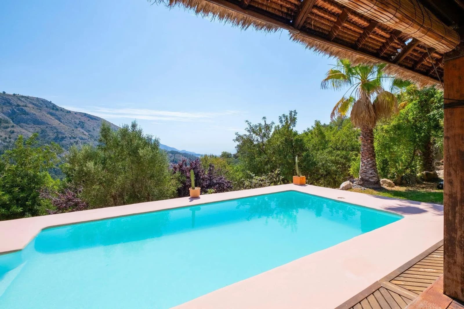 Villa de 3 dormitorios en venta en Polop, Alicante - Image 3