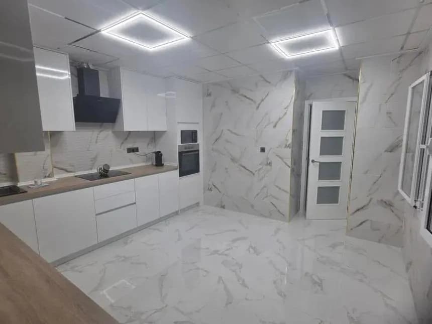 Apartment de 3 dormitorios en venta en Almoradi, Alicante - Image 4