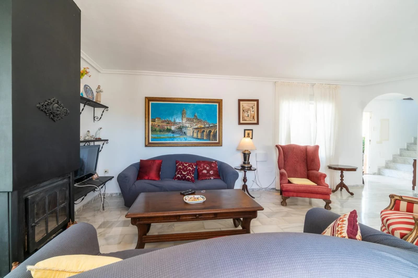 Villa de 4 dormitorios en venta en Torrevieja, Alicante - Image 5