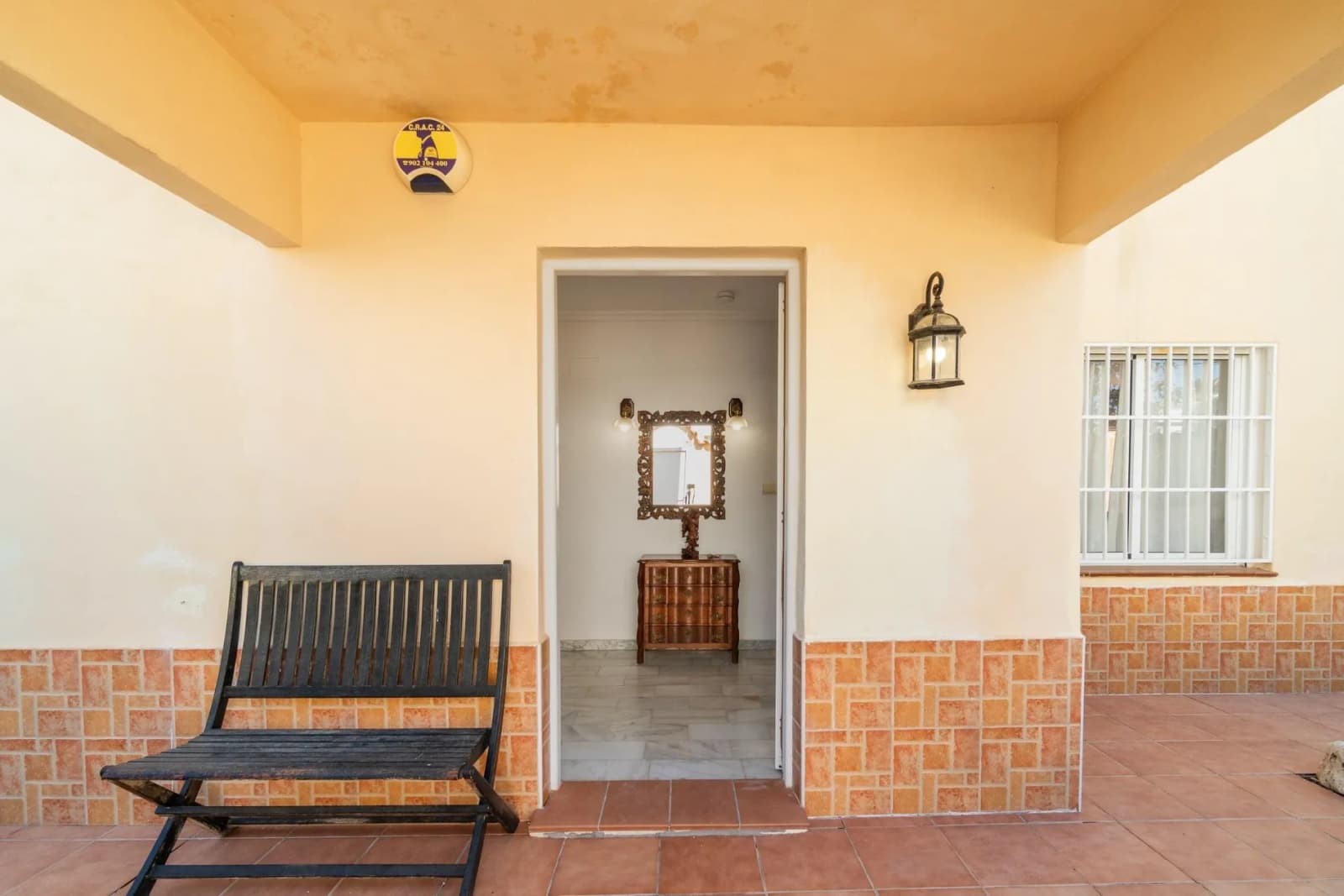 Villa de 4 dormitorios en venta en Torrevieja, Alicante - Image 7