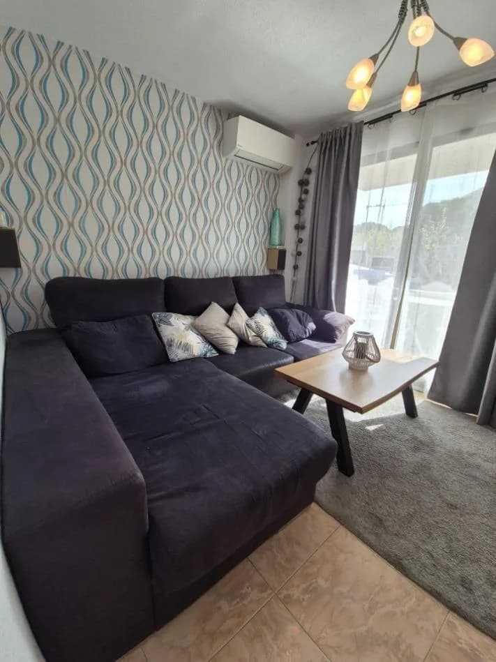 Apartment de 2 dormitorios en venta en l'Alfas del Pi, Alicante - Image 7