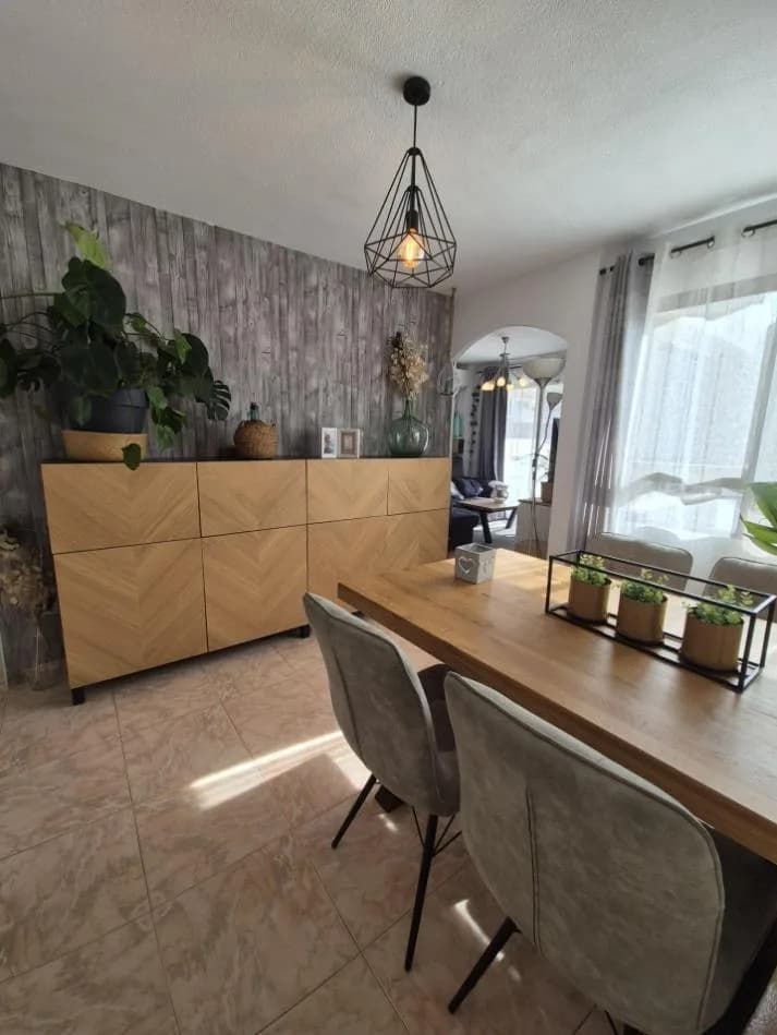 Apartment de 2 dormitorios en venta en l'Alfas del Pi, Alicante - Image 9