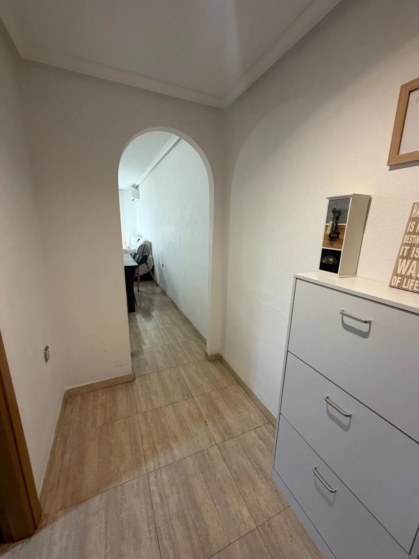 Apartment de 2 dormitorios en venta en Torrevieja, Alicante - Image 5