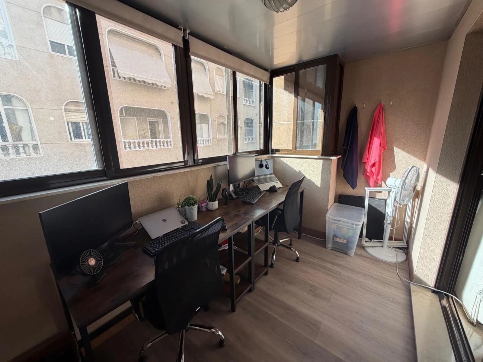 Apartment de 2 dormitorios en venta en Torrevieja, Alicante - Image 8