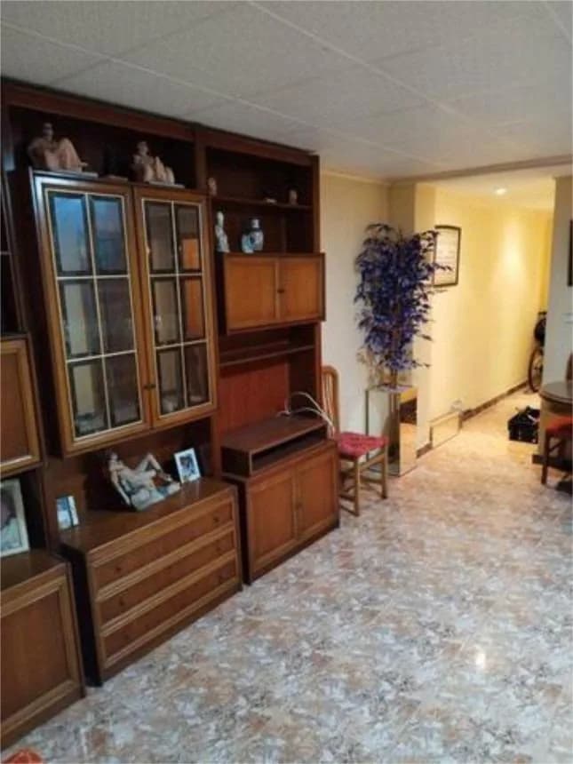 Apartment de 3 dormitorios en venta en Guardamar del Segura, Alicante - Image 2