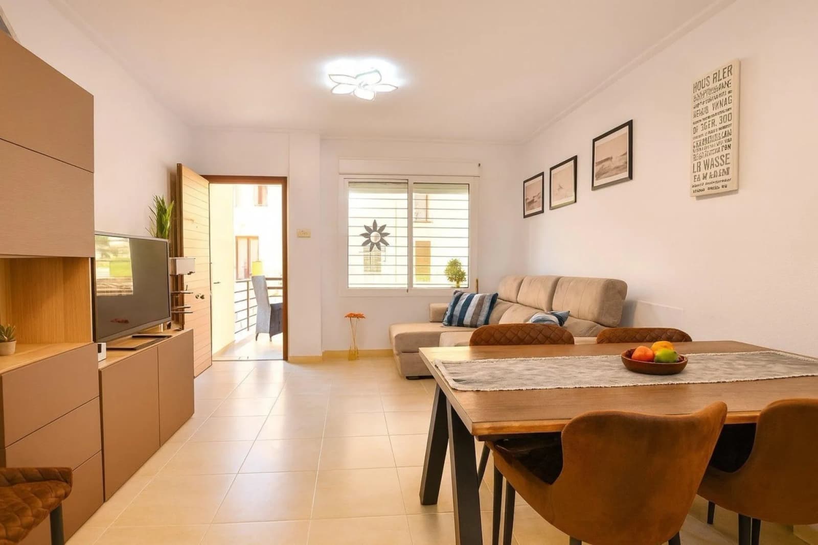 Terraced House In Algorfa - Image 2