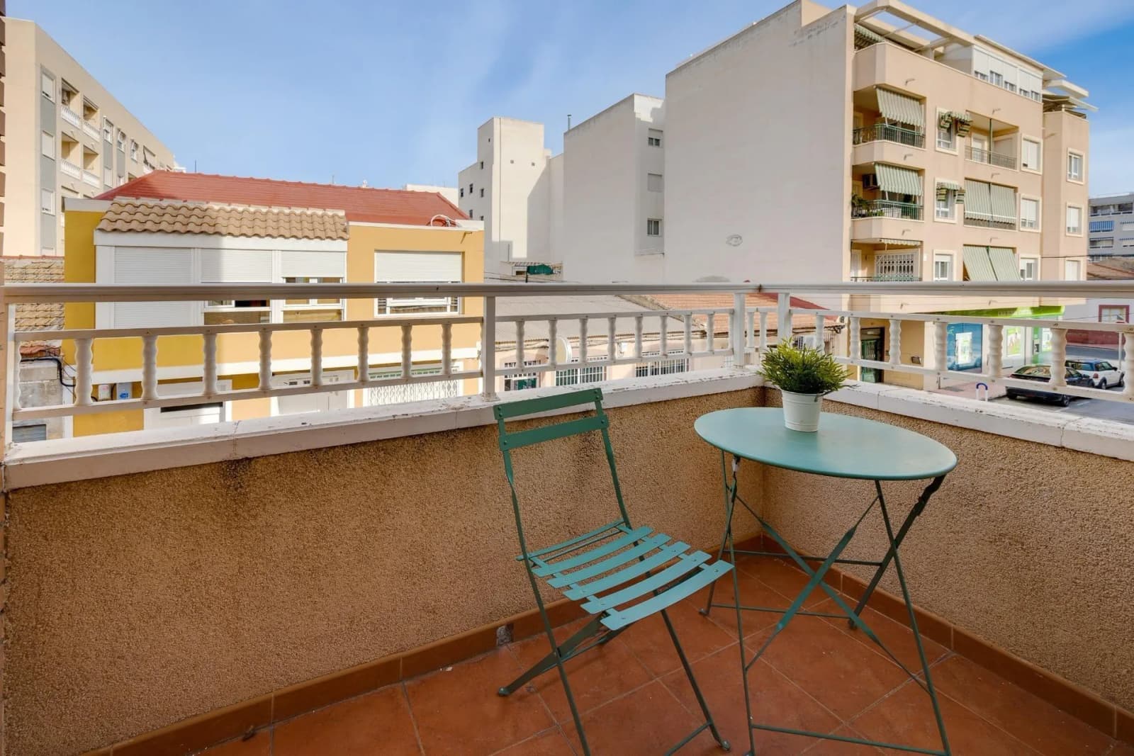 Apartment de 3 dormitorios en venta en Torrevieja, Alicante - Image 8