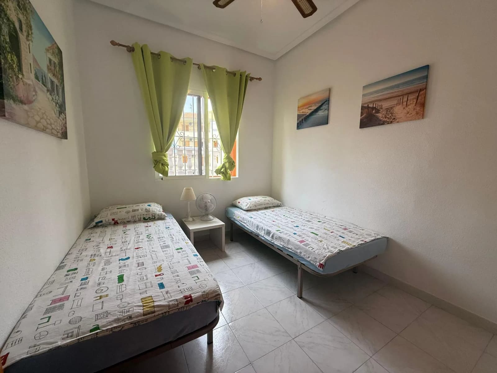 Villa de 2 dormitorios en venta en Torrevieja, Alicante - Image 3