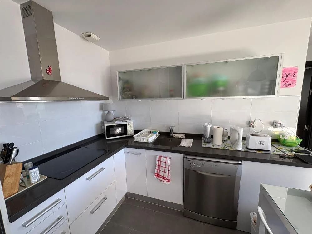 Apartment de 2 dormitorios en venta en Torrevieja, Alicante - Image 7