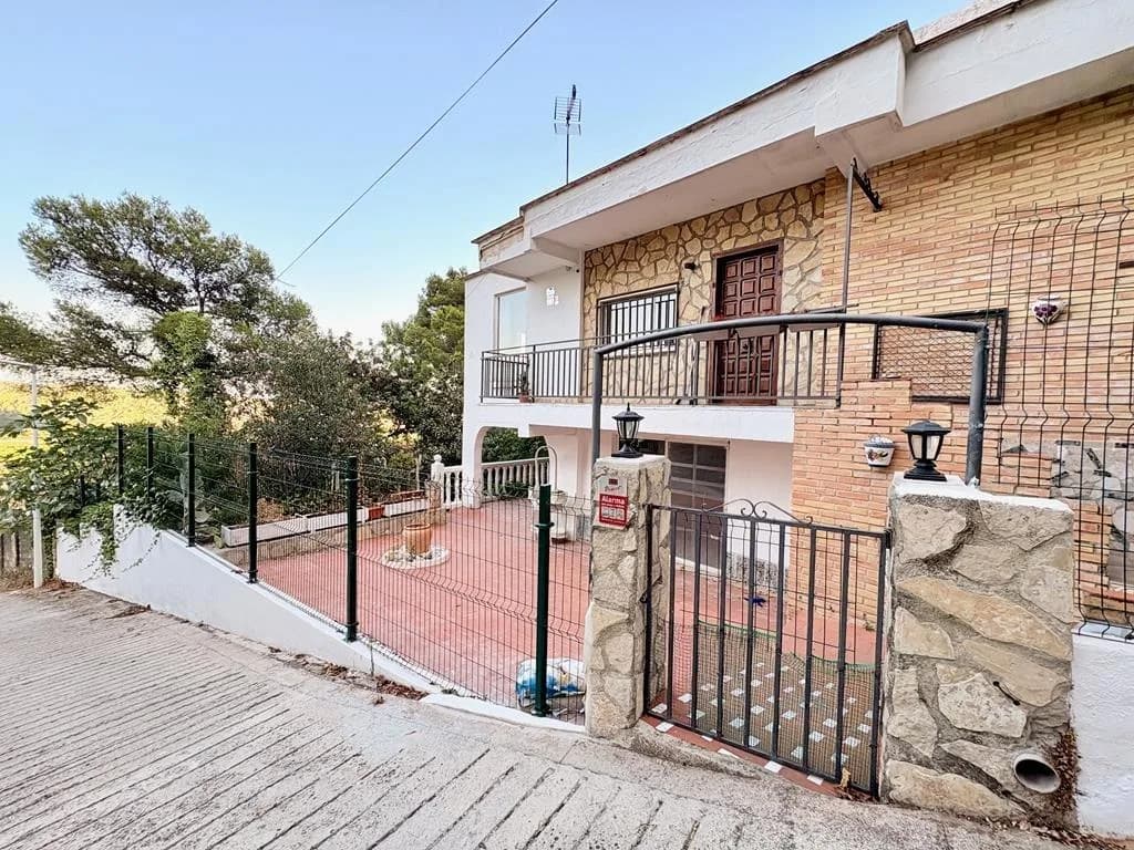 Villa de 4 dormitorios en venta en Gandia, Valencia - Image 3