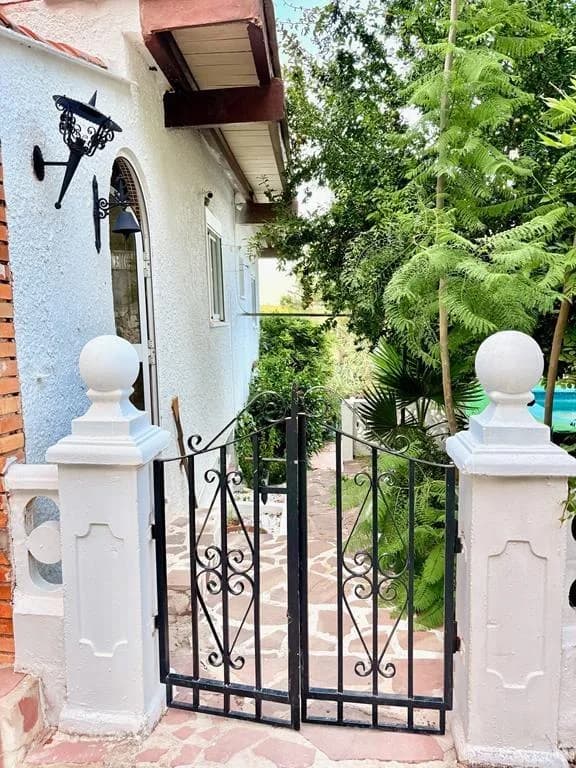 Villa de 4 dormitorios en venta en Gandia, Valencia - Image 7