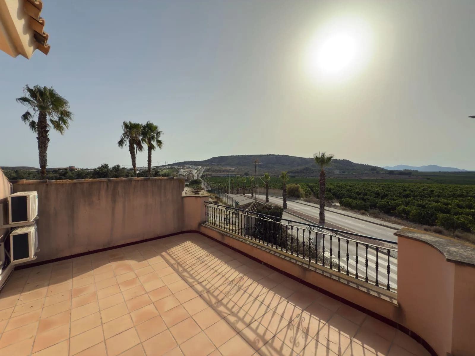 Villa de 3 dormitorios en venta en Algorfa, Alicante - Image 3