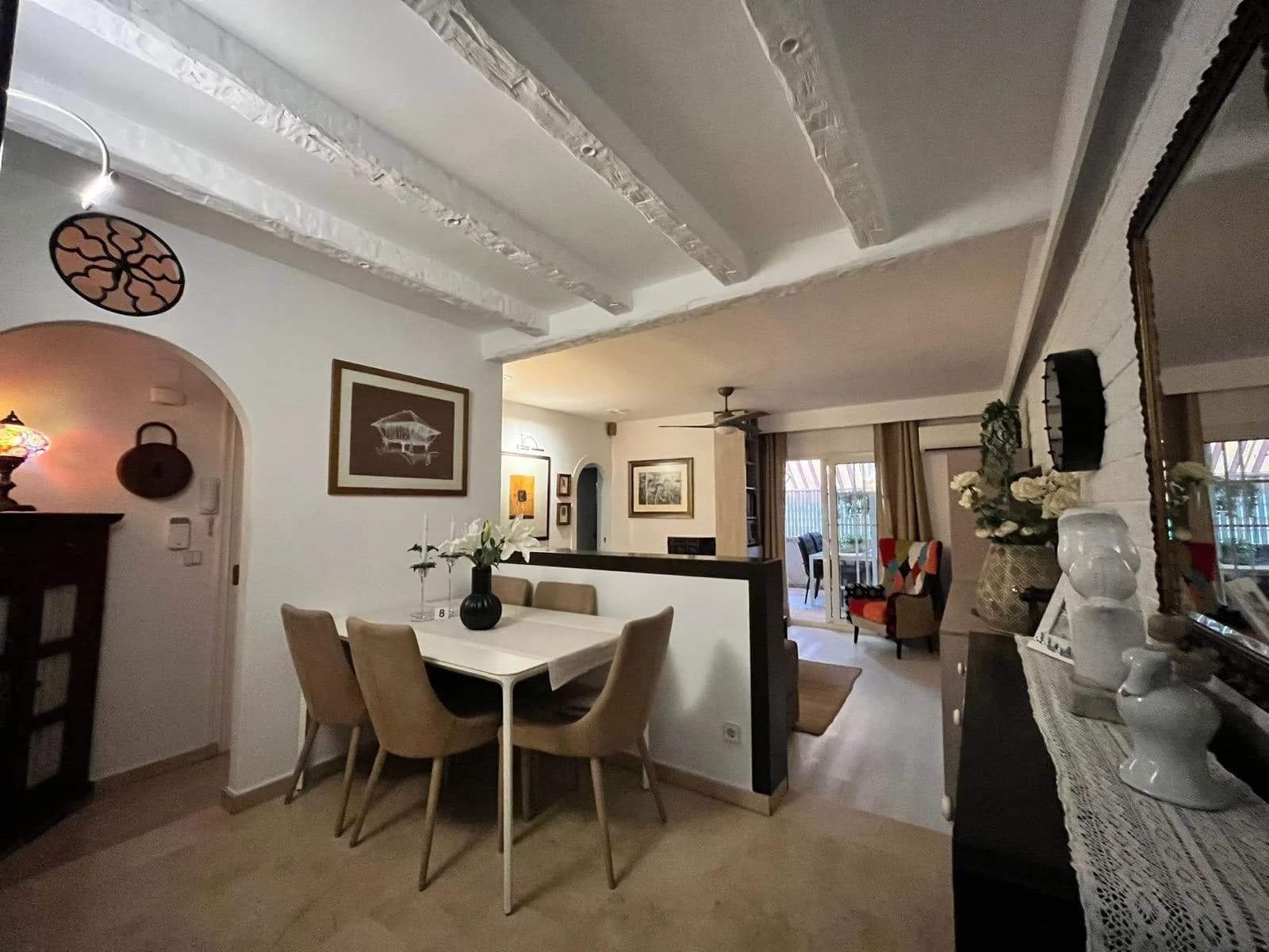 Villa de 3 dormitorios en venta en Torrevieja, Alicante - Image 3