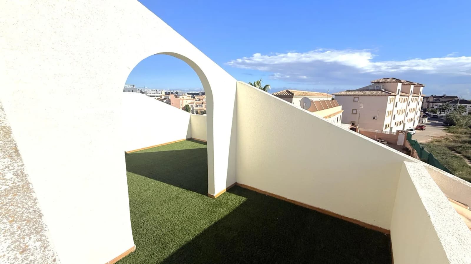 Villa de 2 dormitorios en venta en Orihuela Costa, Alicante - Image 9