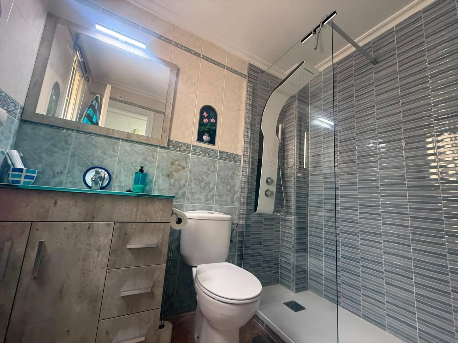 Villa med 3 sovrum till salu i Torrevieja, Alicante - Image 9