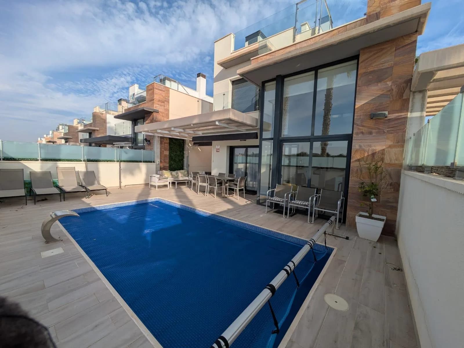 Villa de 3 dormitorios en venta en Orihuela Costa, Alicante - Image 2