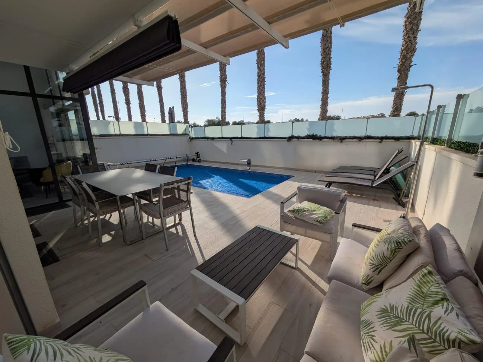 Villa de 3 dormitorios en venta en Orihuela Costa, Alicante - Image 3
