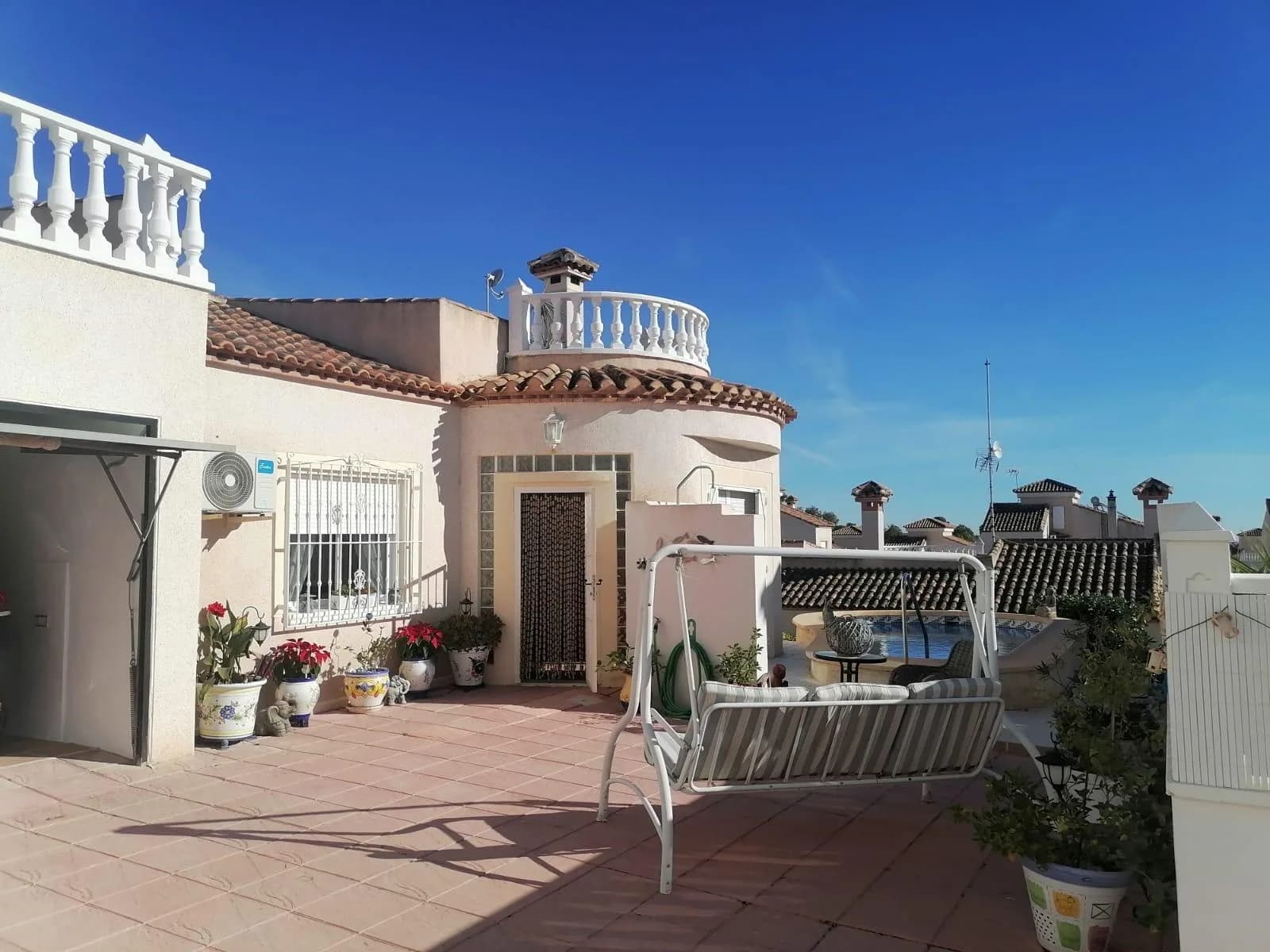 Villa de 3 dormitorios en venta en San Miguel de Salinas, Alicante