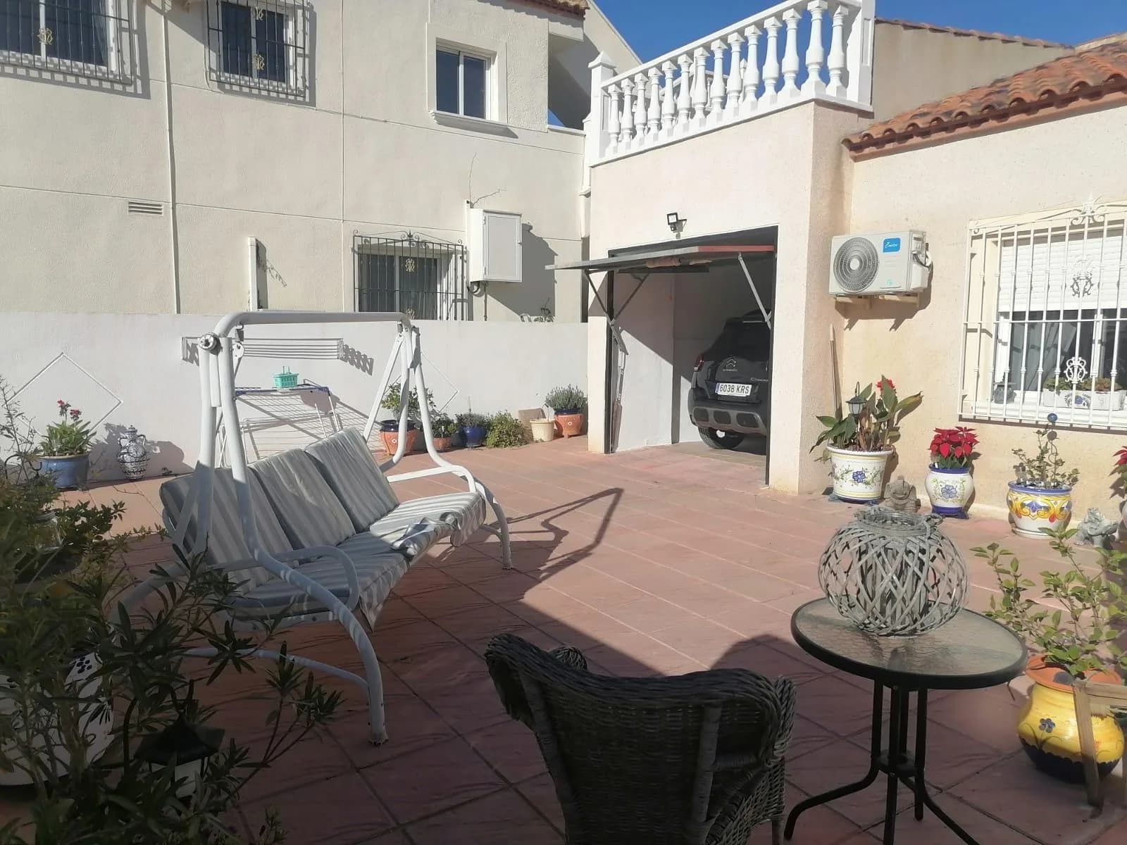 Villa de 3 dormitorios en venta en San Miguel de Salinas, Alicante - Image 4