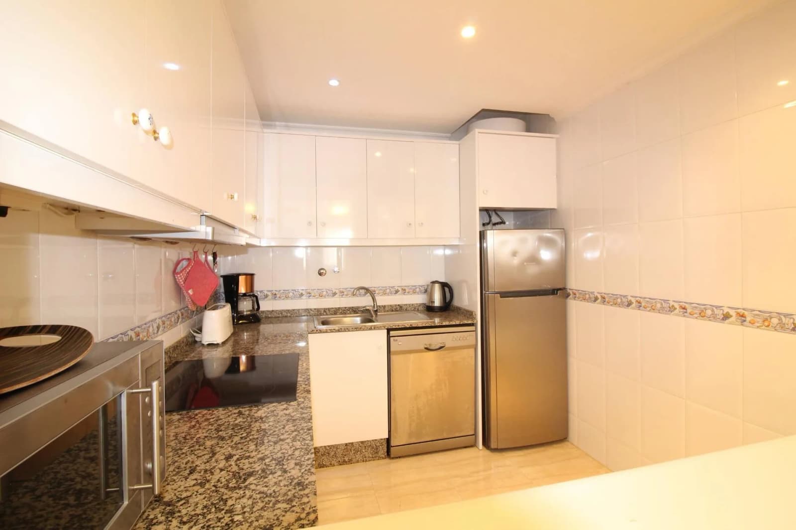 Apartment de 2 dormitorios en venta en Torrevieja, Alicante - Image 5