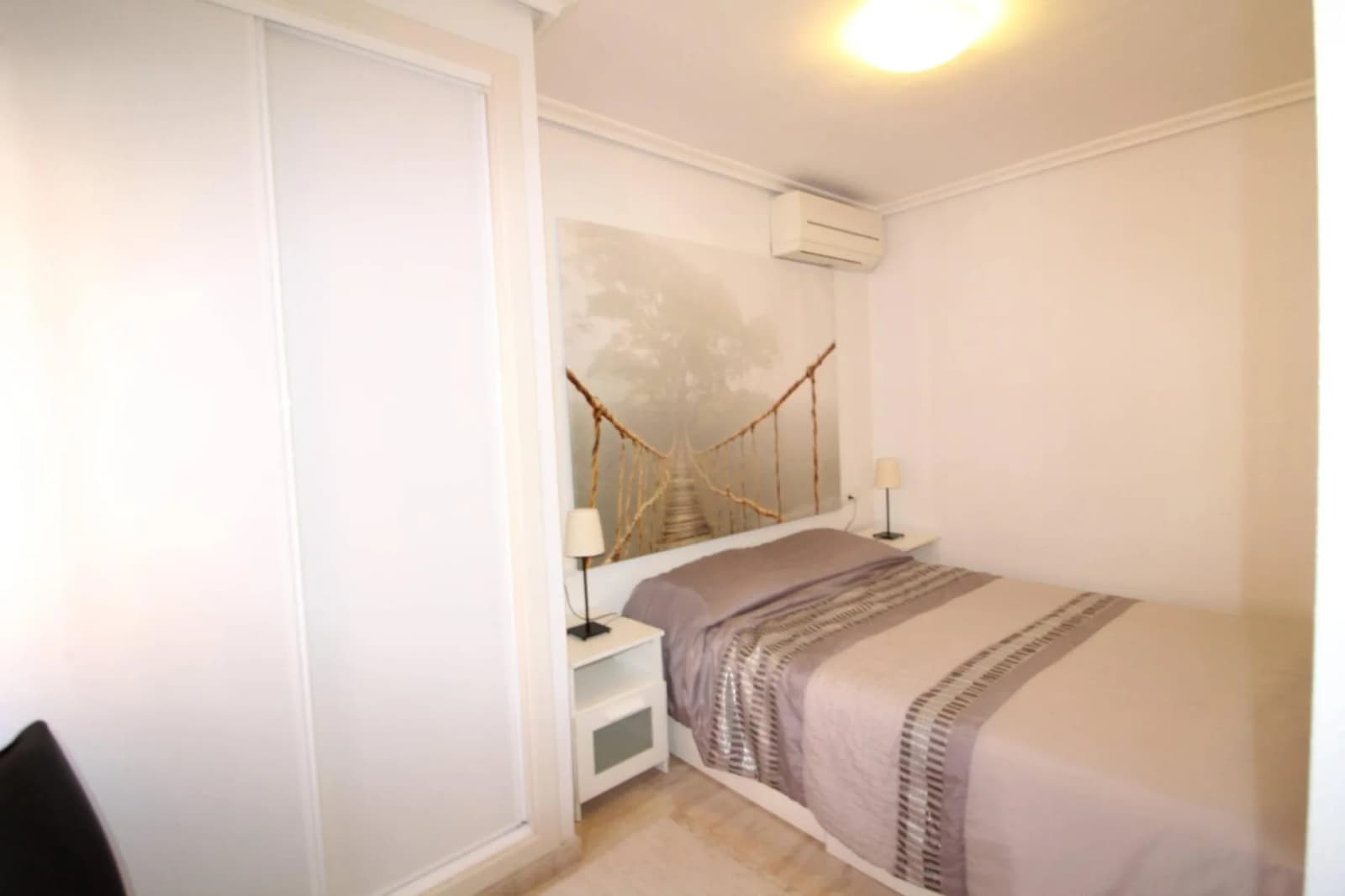 Apartment de 2 dormitorios en venta en Torrevieja, Alicante - Image 9