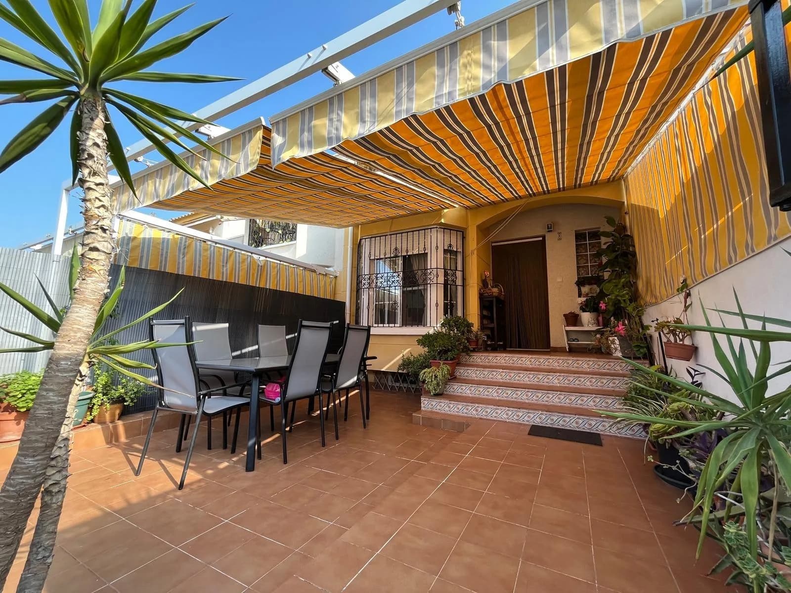Terraced House In Torrevieja - Image 2