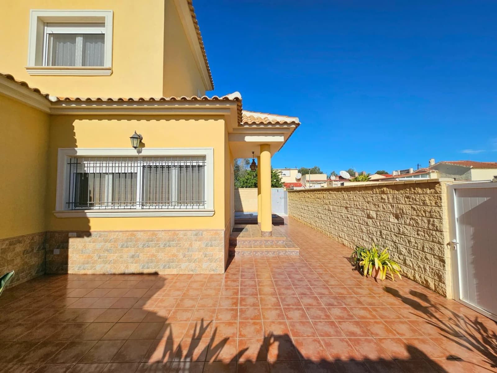 Villa с 3 спальнями на продажу в San Fulgencio, Alicante - Image 7
