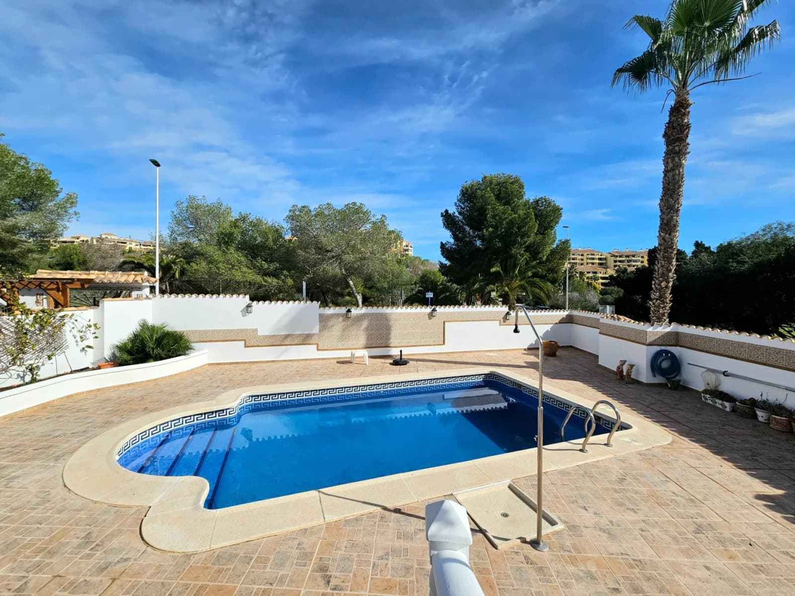 Villa с 4 спальнями на продажу в Orihuela Costa, Alicante - Image 7