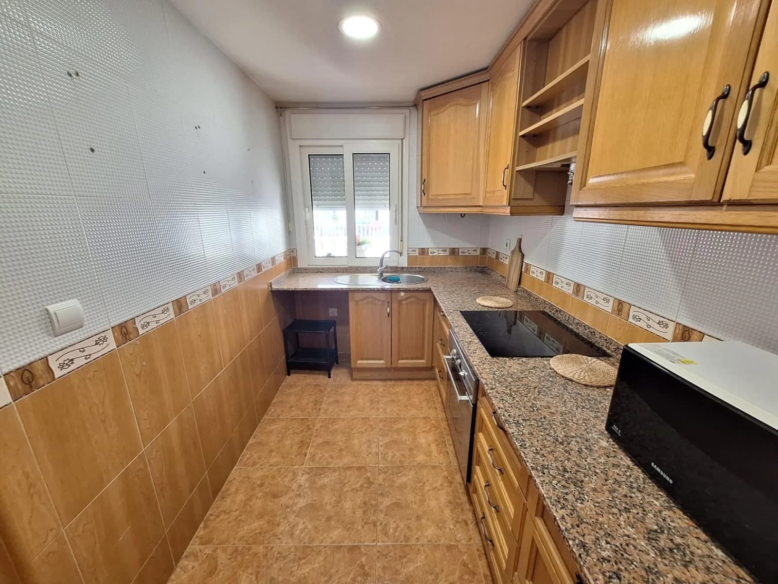 Apartment de 3 dormitorios en venta en Torrevieja, Alicante - Image 9