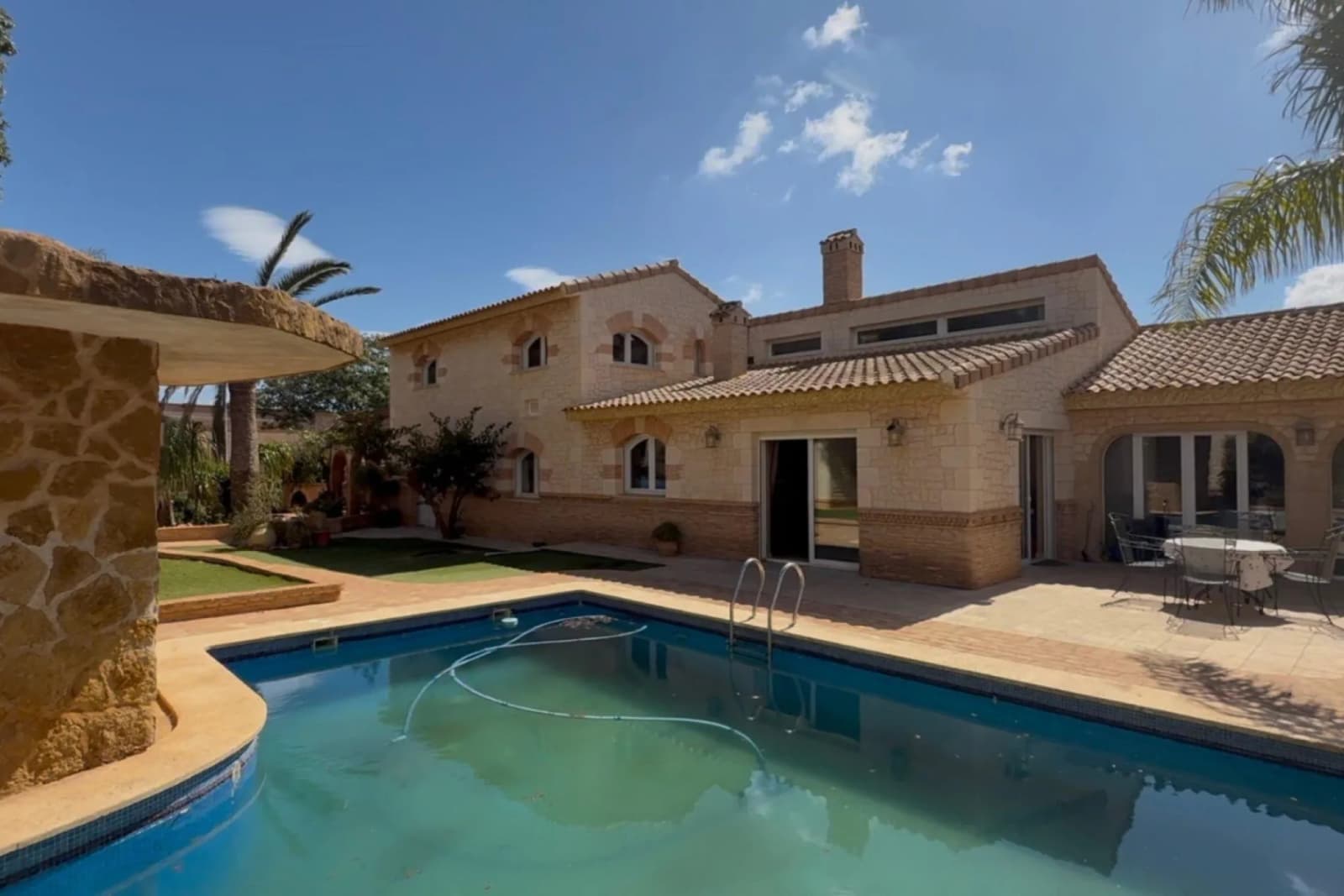 Villa de 6 dormitorios en venta en Los Nietos, Murcia