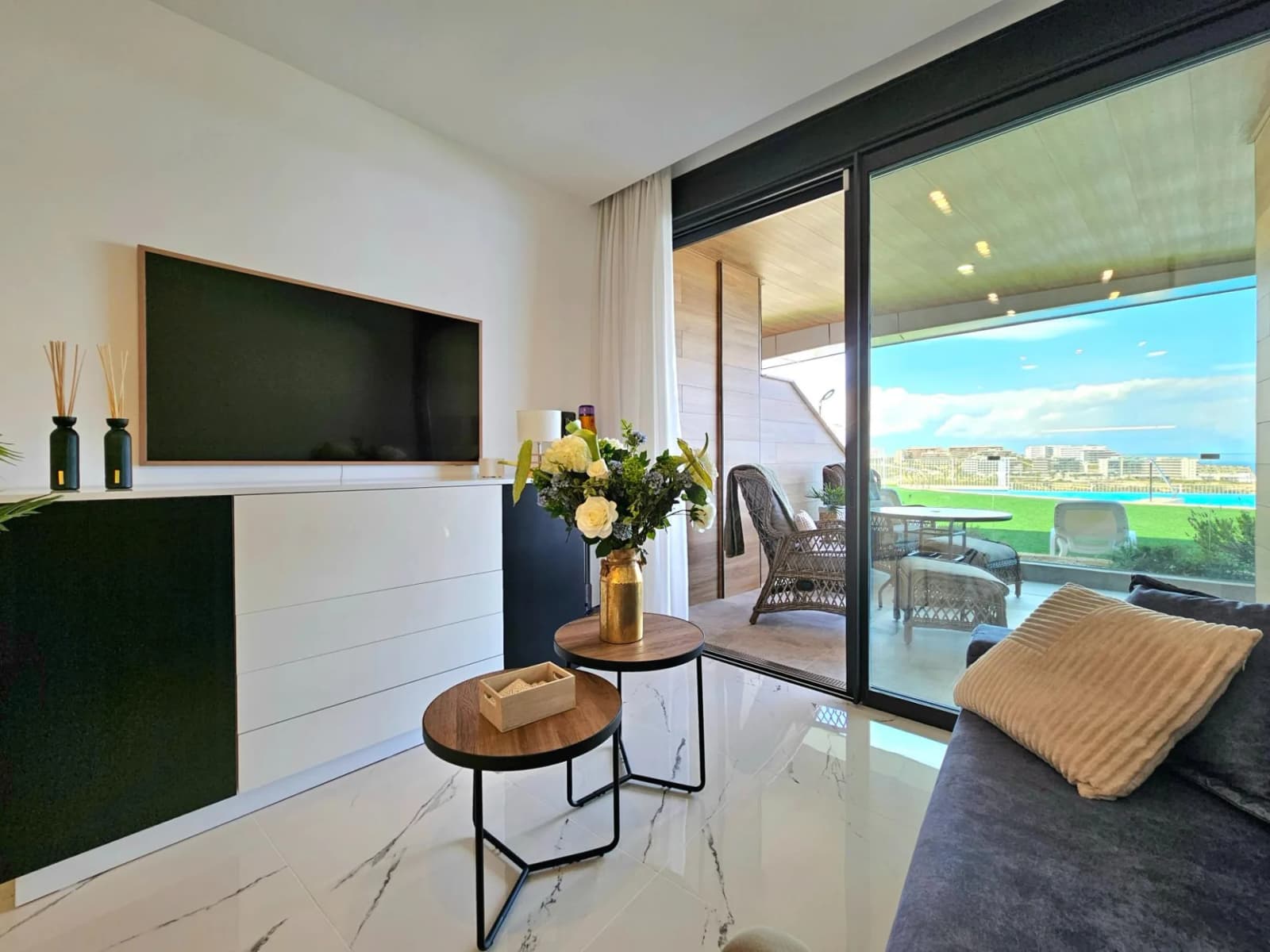 Apartment de 3 dormitorios en venta en Gran alacant, Alicante - Image 6