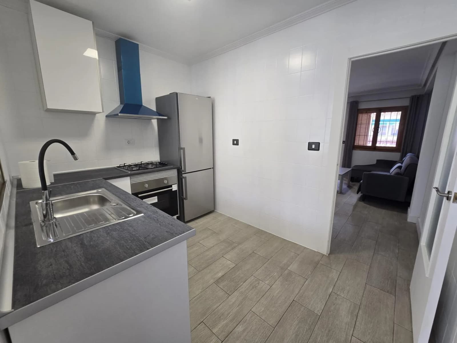 Apartment de 1 dormitorios en venta en Torrevieja, Alicante - Image 4