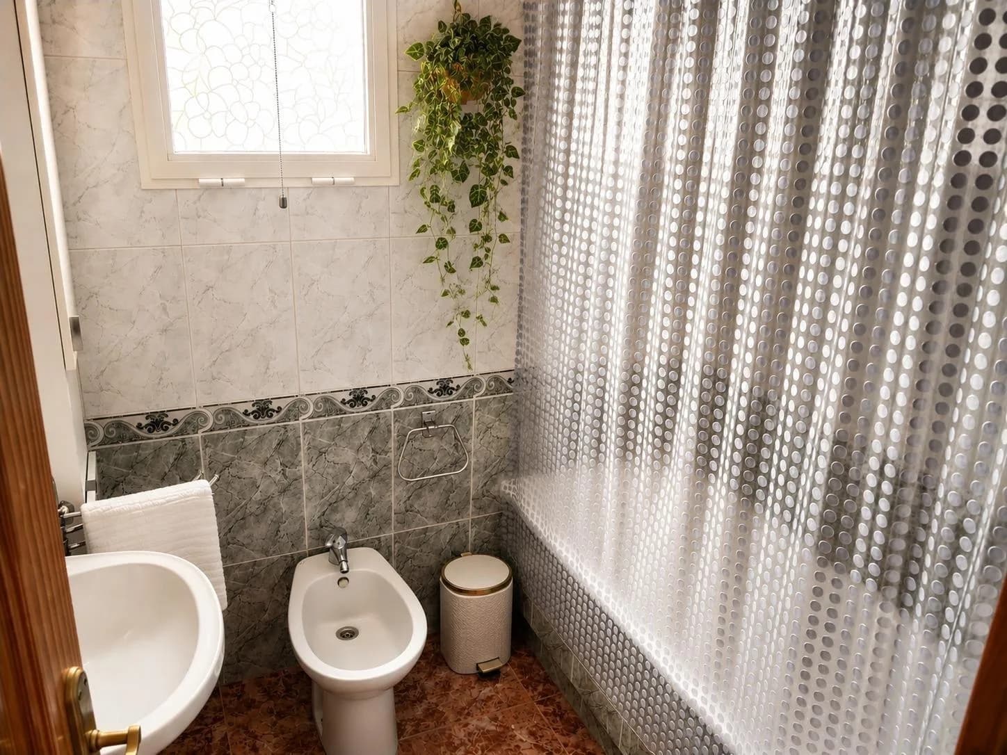 Apartment de 2 dormitorios en venta en Torrevieja, Alicante - Image 3