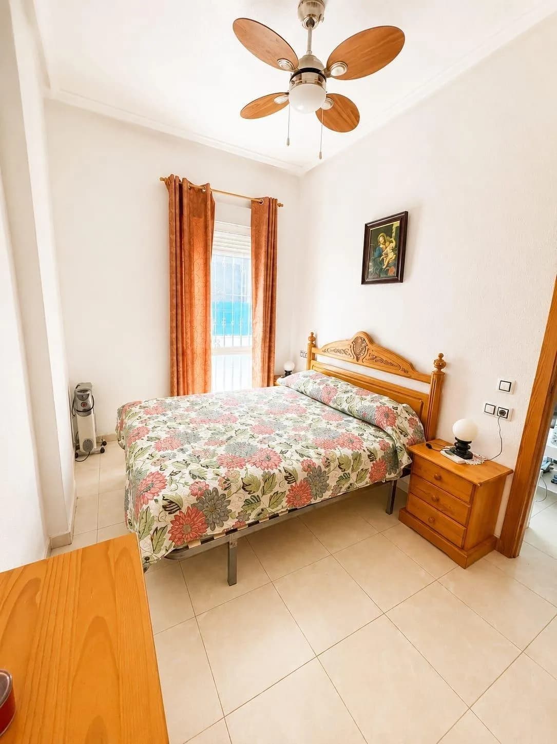 Apartment с 2 спальнями на продажу в Torrevieja, Alicante - Image 2