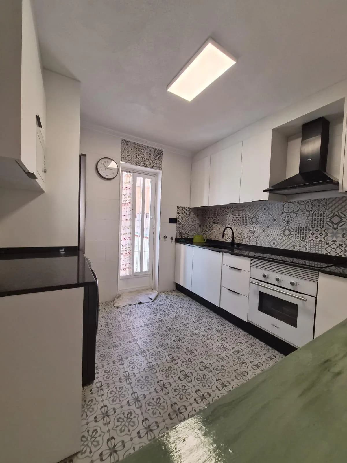 Terraced House In Torrevieja - Image 9