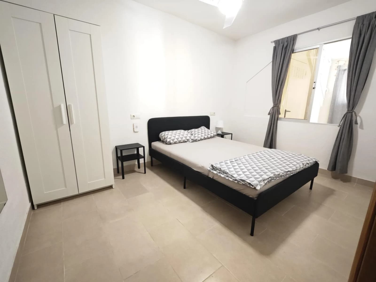 Bungalow с 2 спальнями на продажу в Torrevieja, Alicante - Image 7