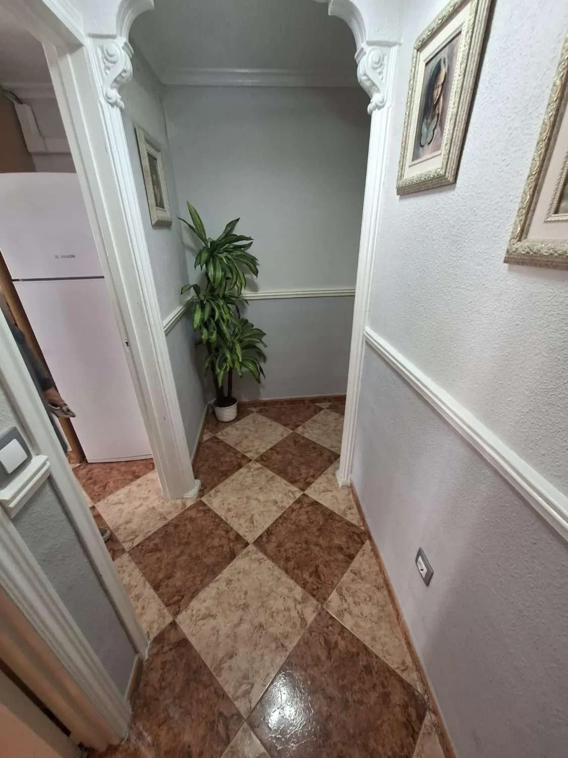 Apartment с 3 спальнями на продажу в Torrevieja, Alicante
