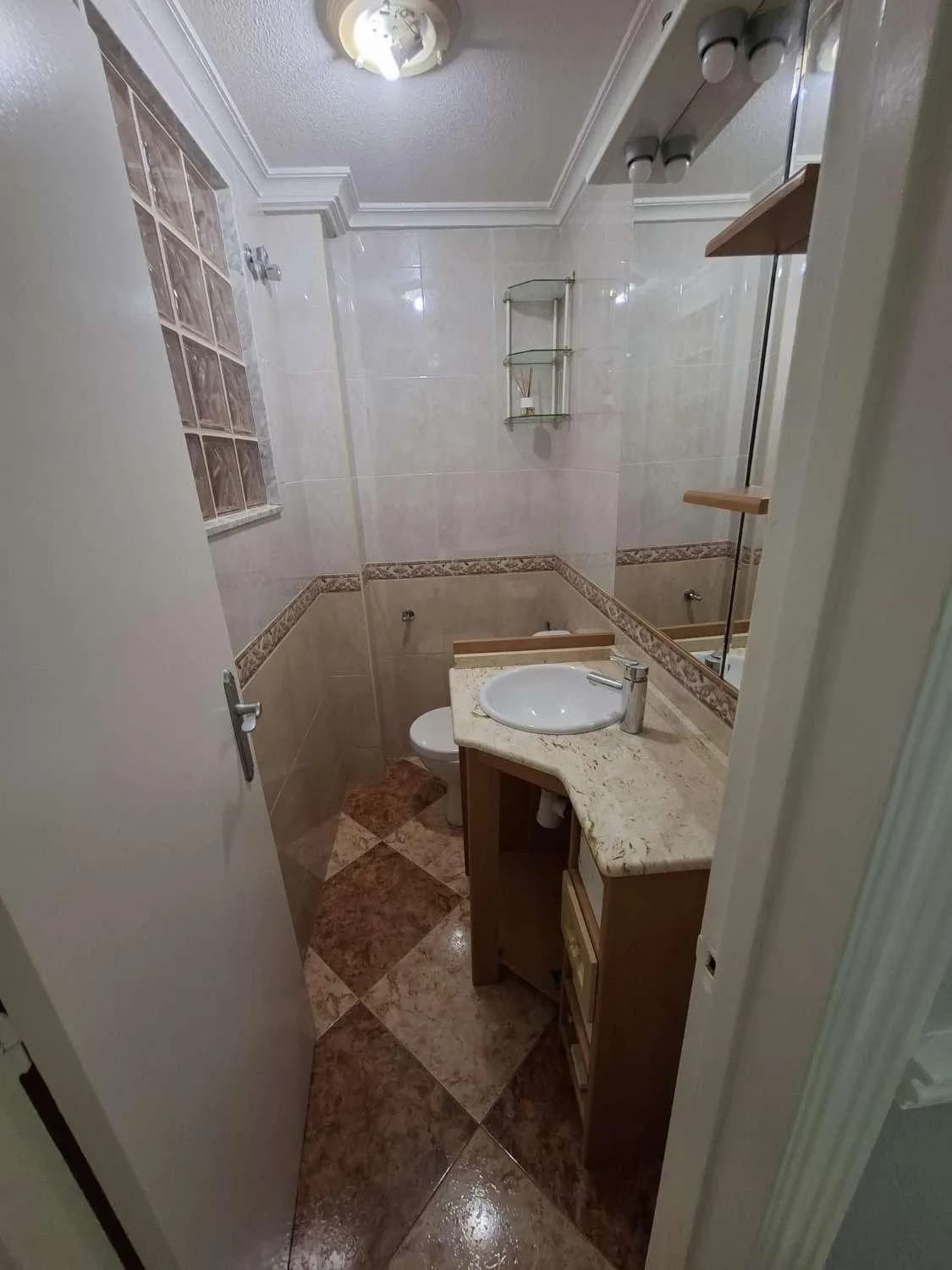Apartment с 3 спальнями на продажу в Torrevieja, Alicante - Image 7